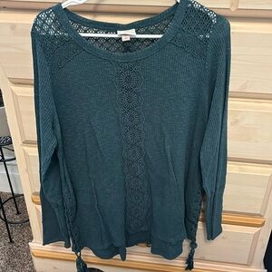 Size Large Teal Knox Rose light weight sweater